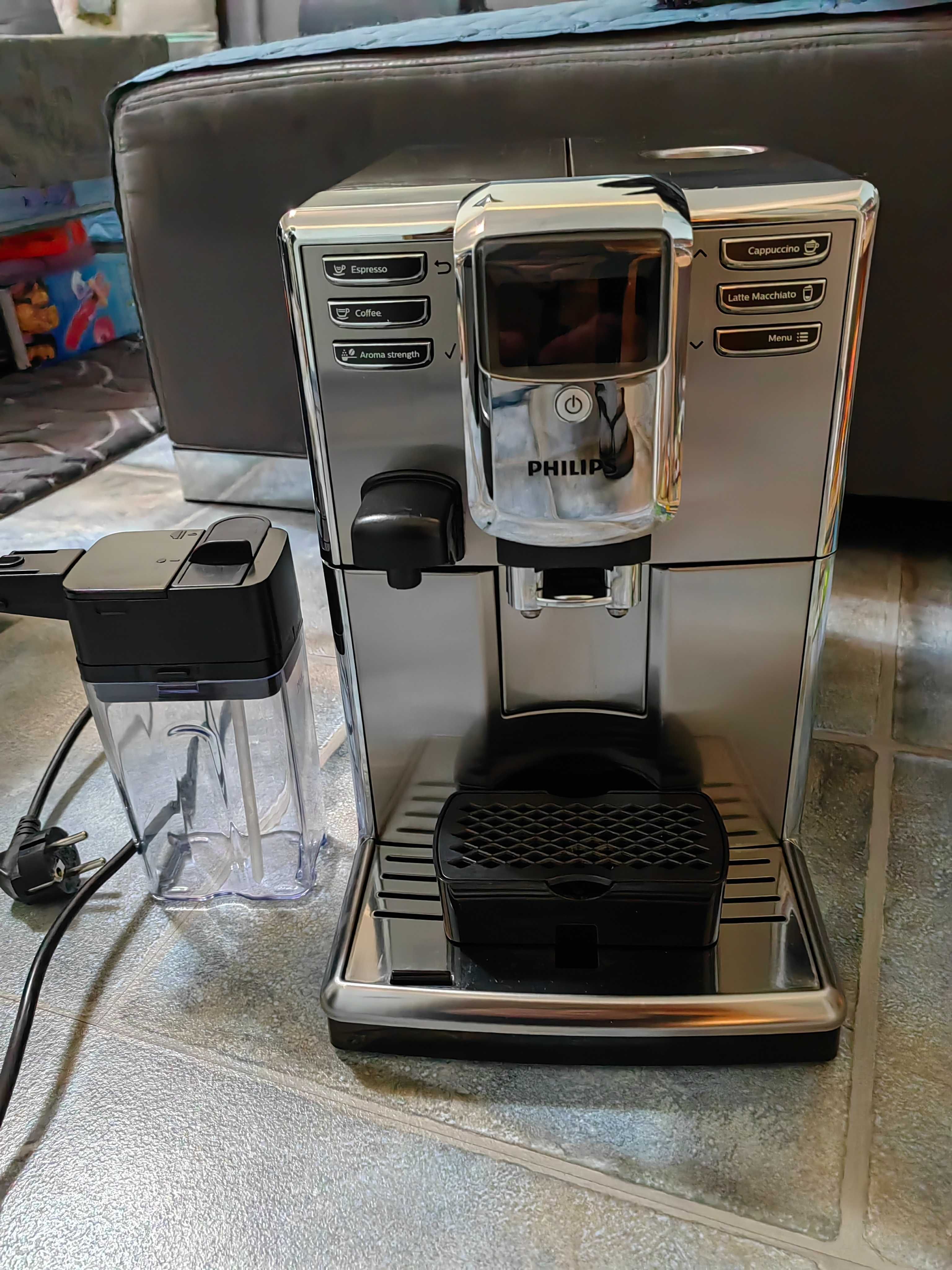 Продавам кафе робот Philips