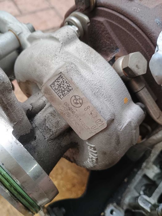 Ansamblu chiulasa + ax cu came + supape + turbina BMW 1.5d B37