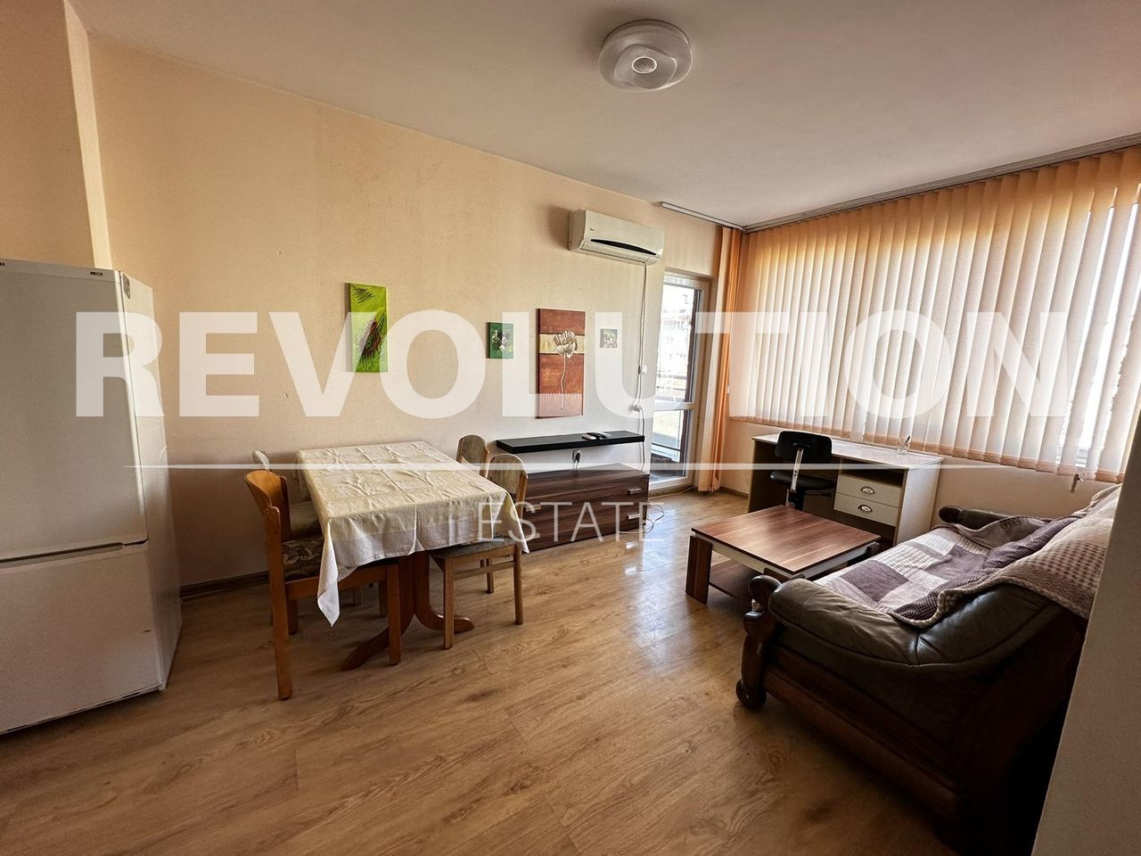 Дава се под наем Тристаен апартамент в Пловдив, Кършияка - 75 кв.м за 500 € - Снимка #1