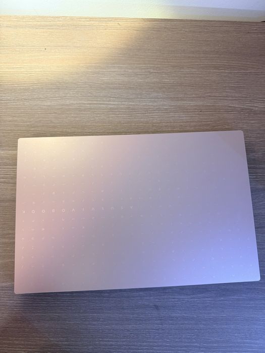 Laptop ASUS Vivobook 15, i5-1240P, 8GB RAM, SSD 512GB