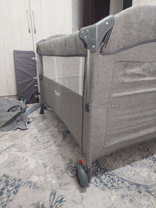 Кровать манеж срочно