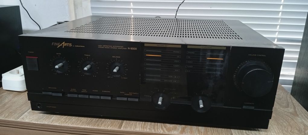 Усилвател GRUNDIG A-9000