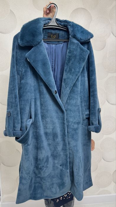 Шуба из ламы, воротник из норки