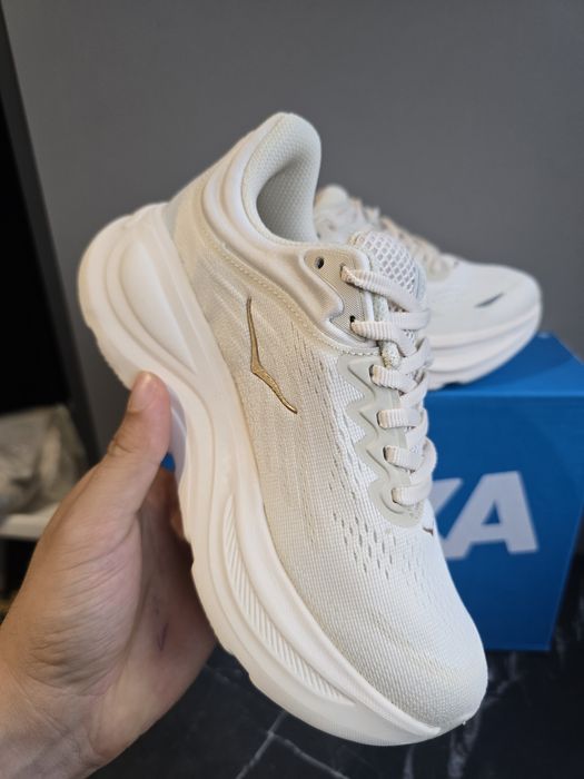 Hoka Bondi 9 37 1/3 si 38 Noi!