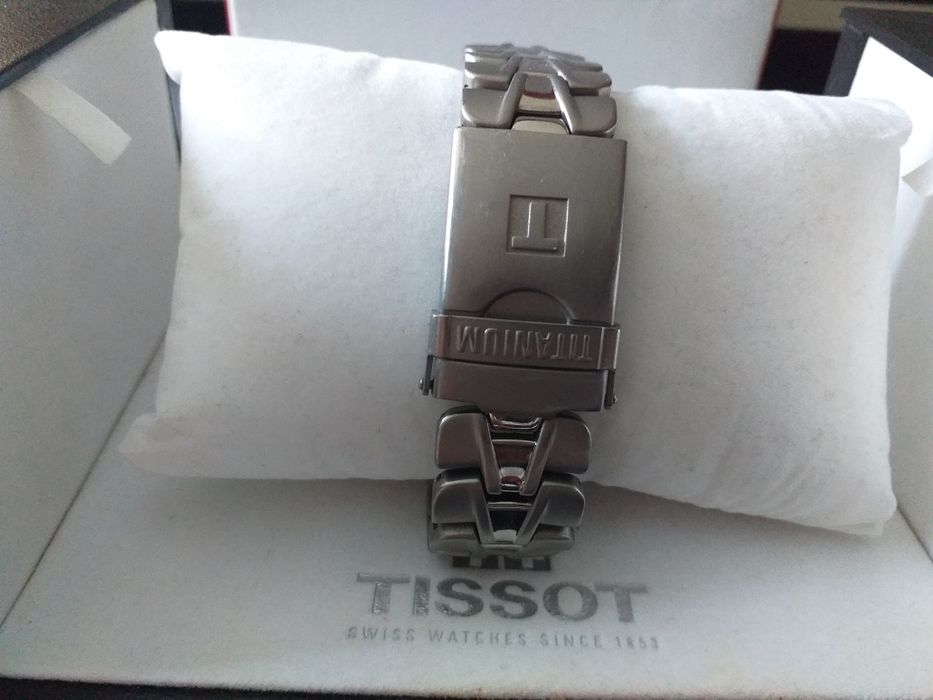 Tissot - titaniu