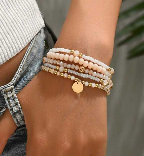 Комплект нови ластични гривни