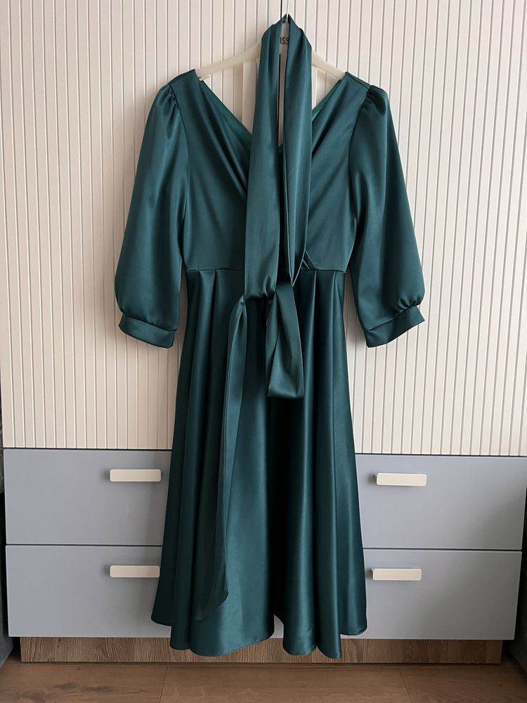 Rochie eleganta verde
