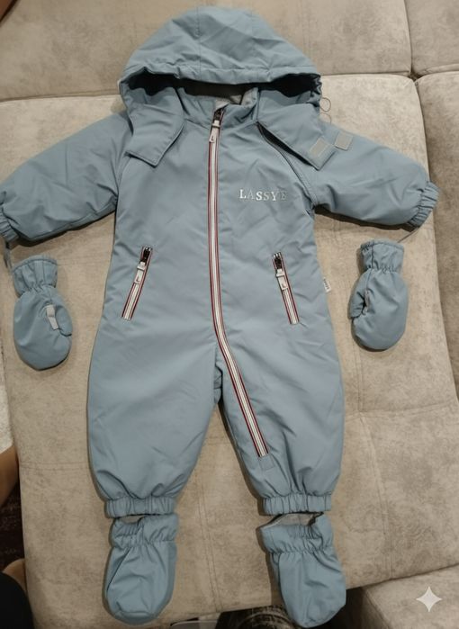 Продам демисезонный комбинезон