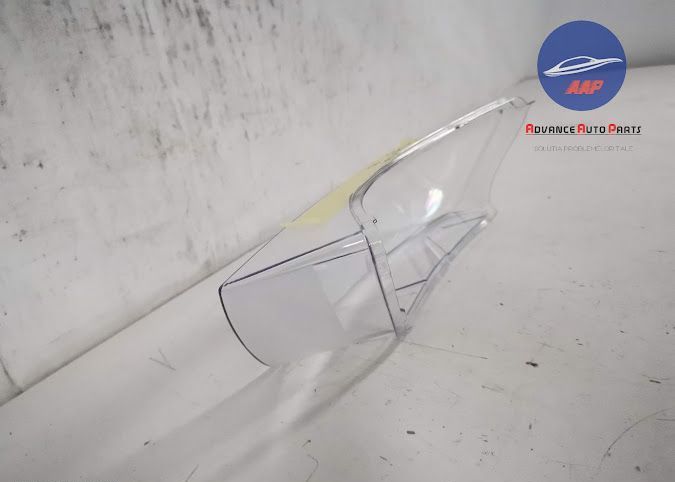 Нова Дясна Фарове Стъкло ОСИГУРЯВАМЕ МОНТАЖ / Audi Q3 8U SUV 5 врати O