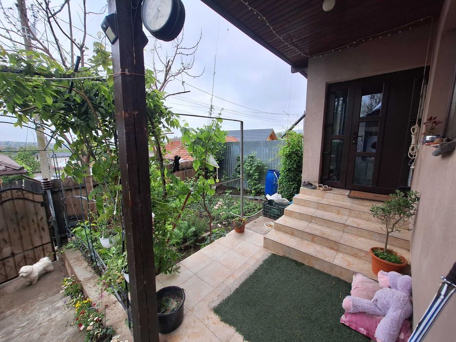 Casa 3 camere & bucatarie open-space de vinzare