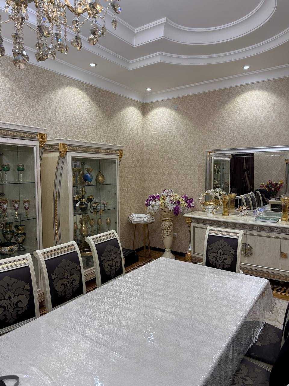 Мирзо Улугбекский Ул. Никитина  Дом 4 соток 6 ком 400м2