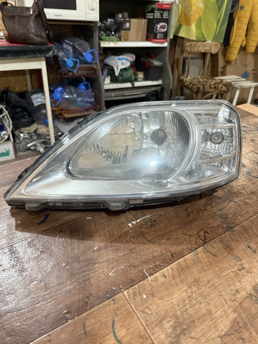 Фара ларгус рено логан левая оригинал