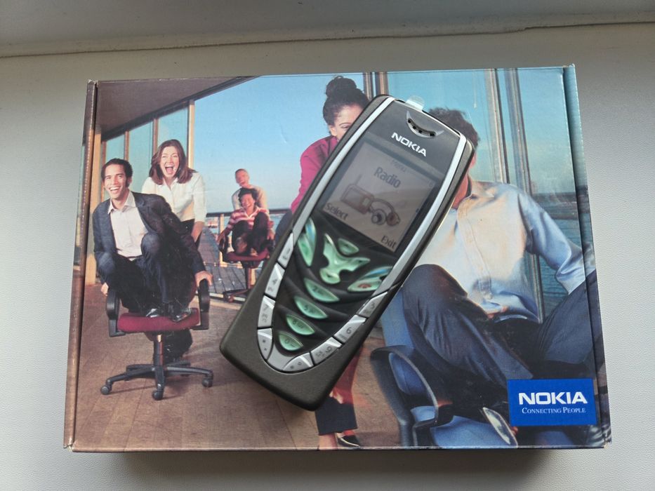 Nokia 7210 cu camera atasabila