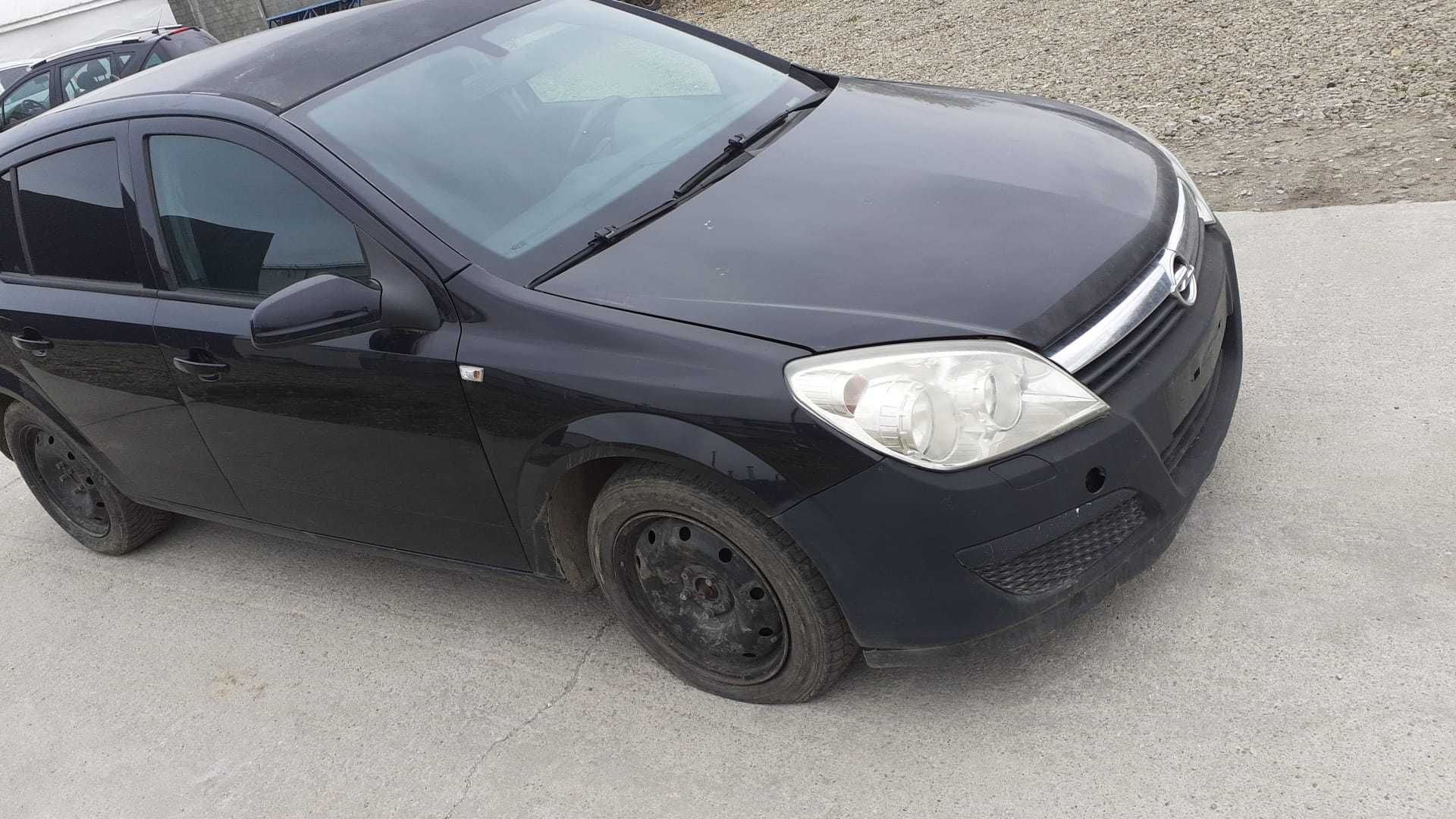 Fata completa Opel Astra H