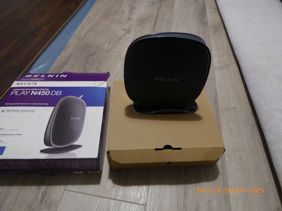 Router Belkin N450DB