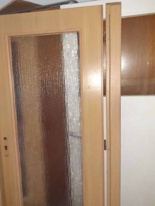 usi de interior cu sticla