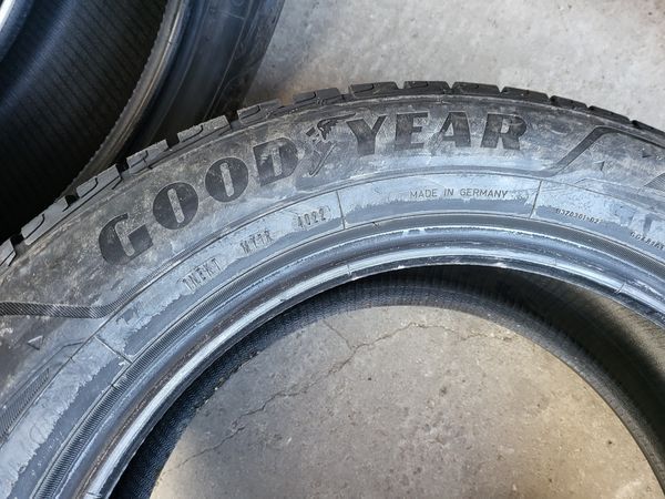 215/60/17 GOODYEAR 4бр