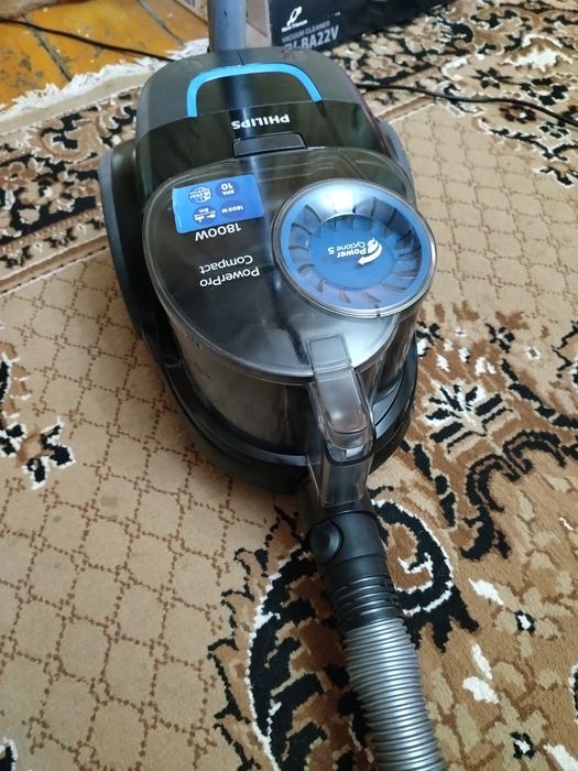 Пылесос Филипс кантейнер