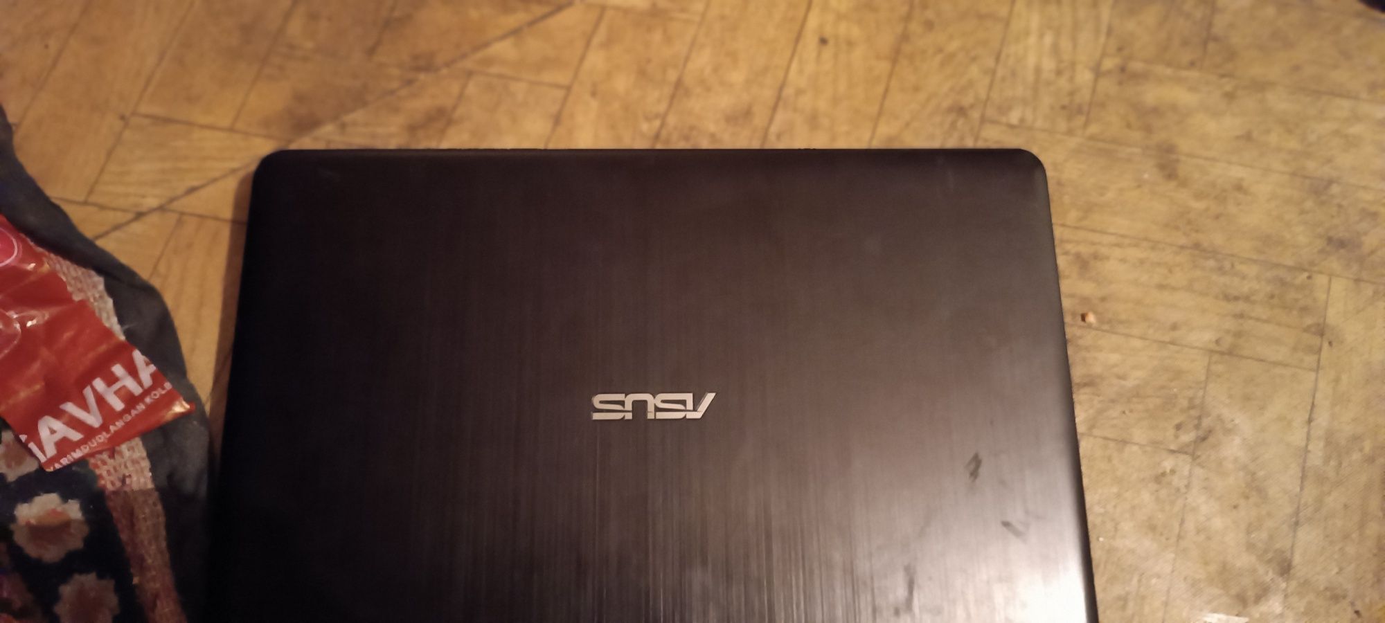 Asus kompyuter protsessor Pentium operativ xotira 4gb