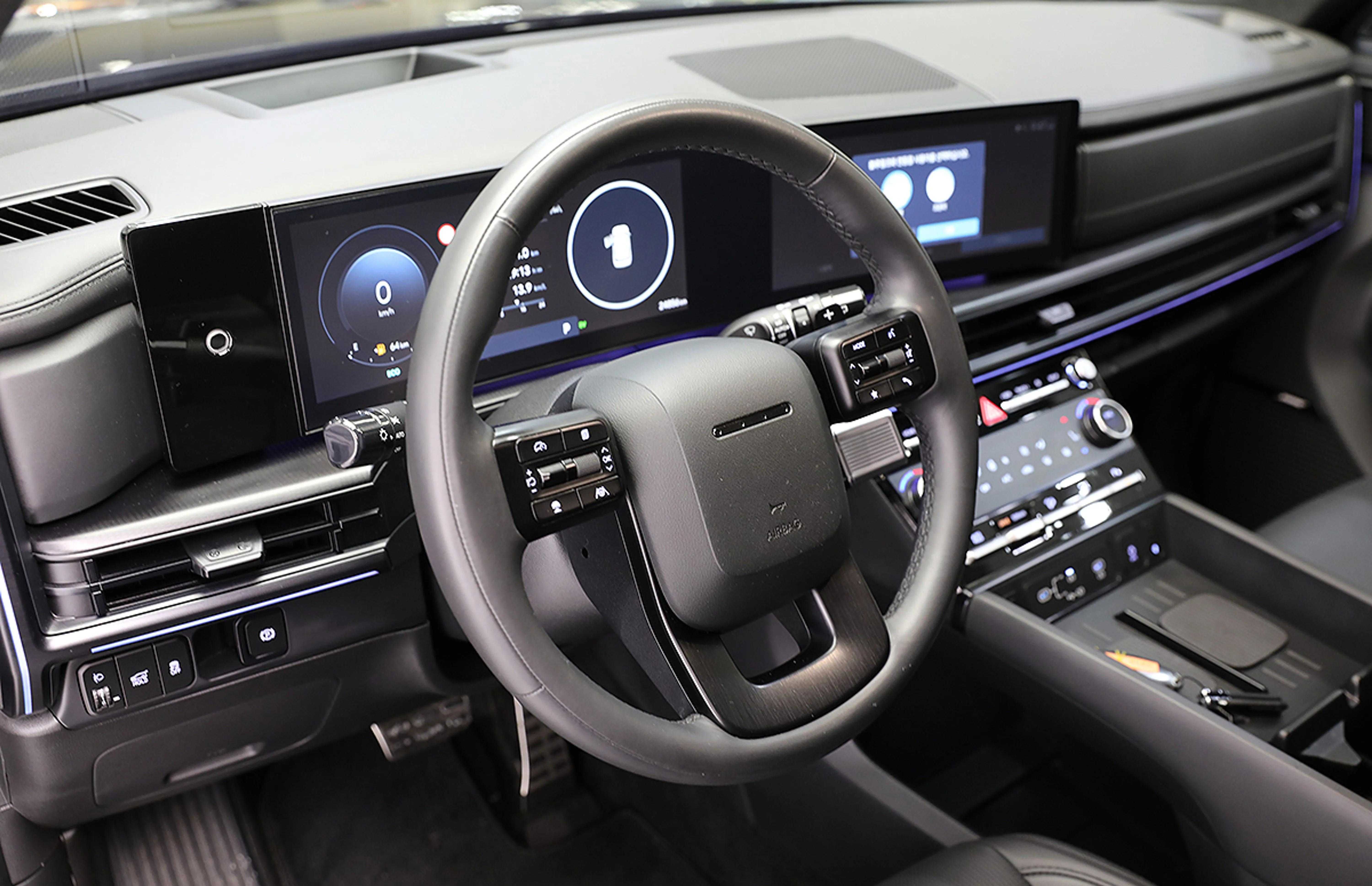 Hyundai Santa Fe 1.6 Hybrid 4WD Calligraphy