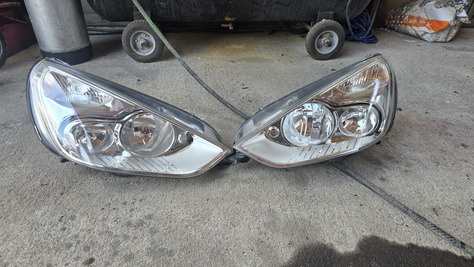 Фарове за ford smax 2006-2015