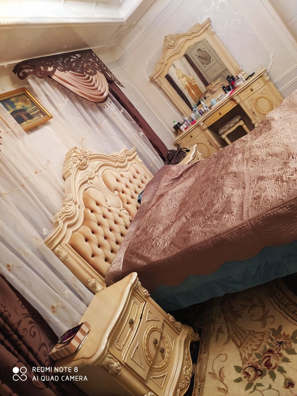 Спальный гарнитур Китай