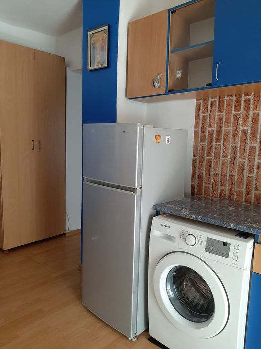 Apartament de inchiriat, peste strada de CN "Spiru Haret"