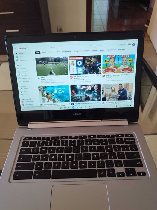 ChromeBook Acer , 13.3" FULL HD тъчскийн, 4 ядрен, 4GB рам, 32GB SSD.