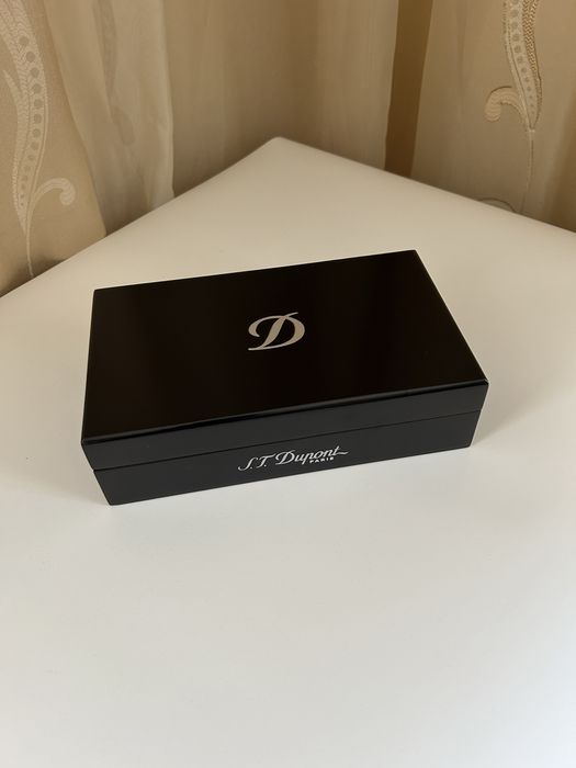 Луксозна запалка Dupont Ligne 2 Black & Gold – топ състояние