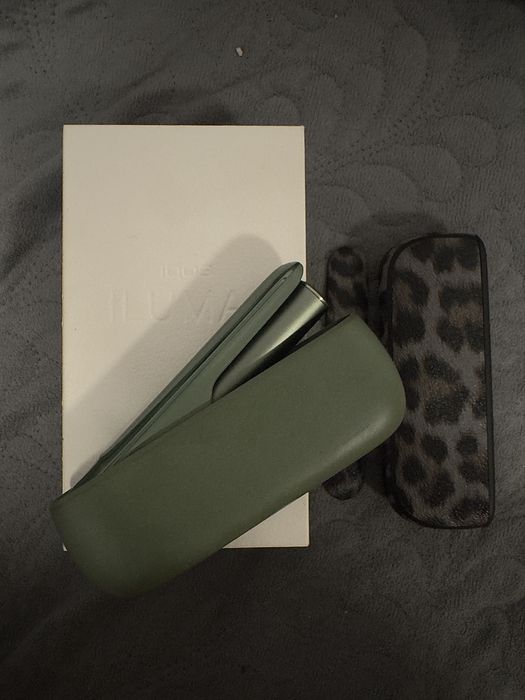 Iqos Iluma cu husa