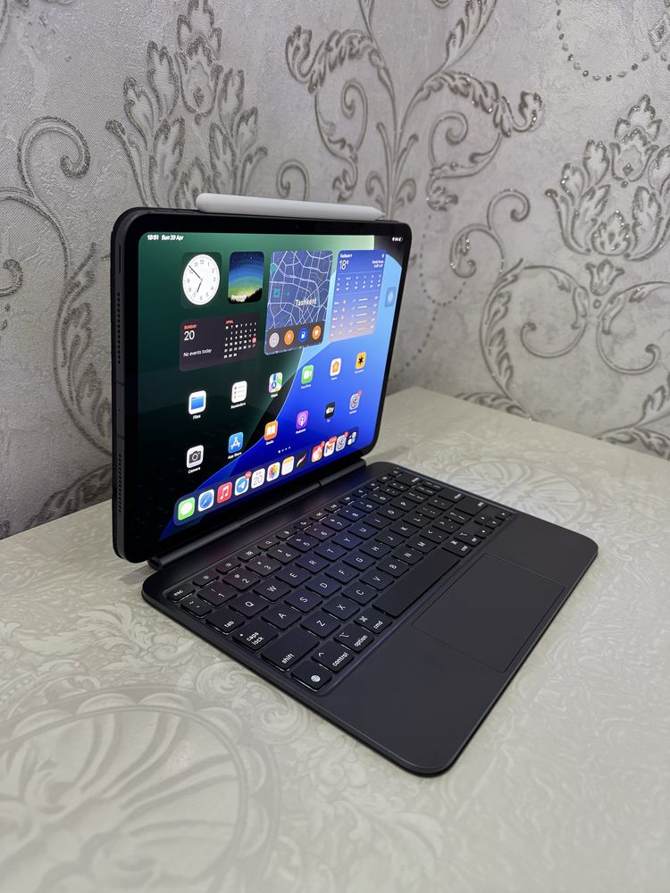 iPad Pro 11" M4 256 GB Wi-Fi Space Black + Magic Keyboard + Pencil Pro