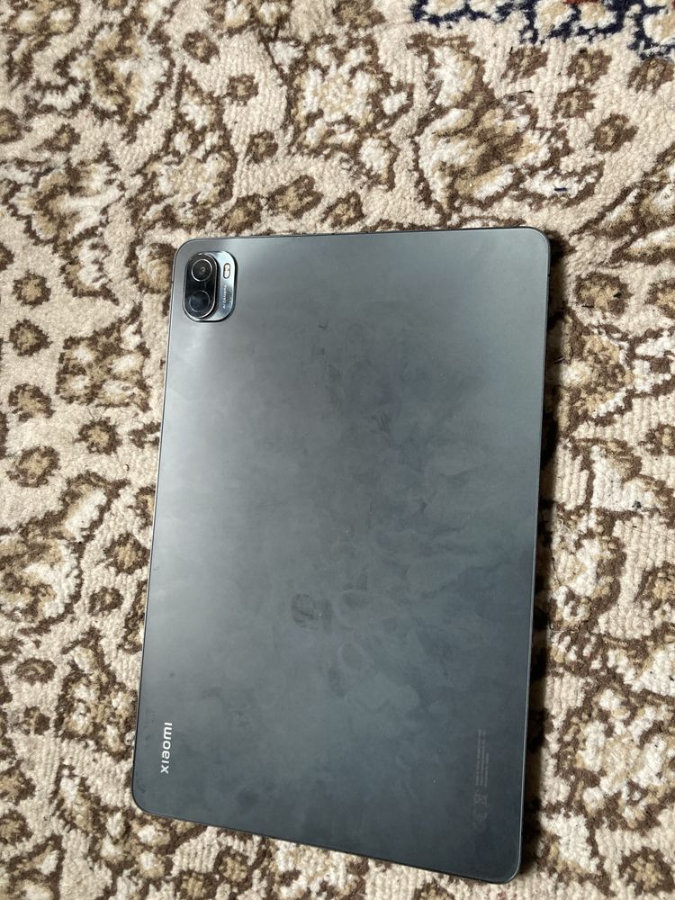 Mi Pad 5 . 6/128 gb srochna