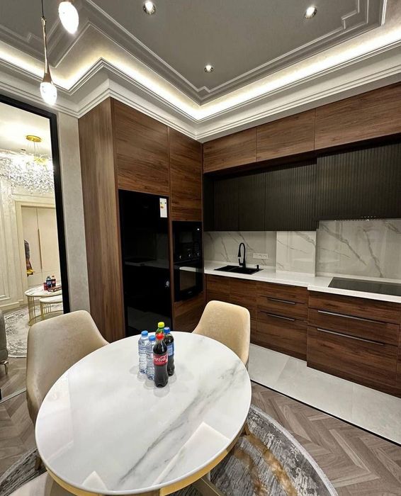 Сдается 2х ком квартира в новостройке, ор-р: м-в Ойбек, 55м²