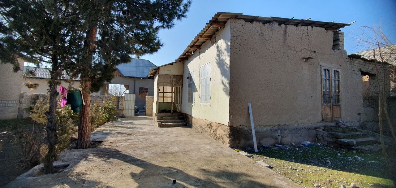 Уй 2 хонали 8 соток сотилади