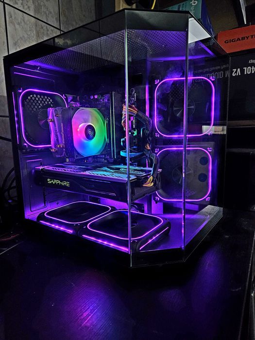 Unitate PC Gaming i7 7700 video 8GB RX 480 16GB RAM SSD