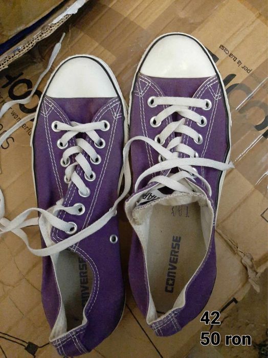 Tenisi Converse diferite culori si modele