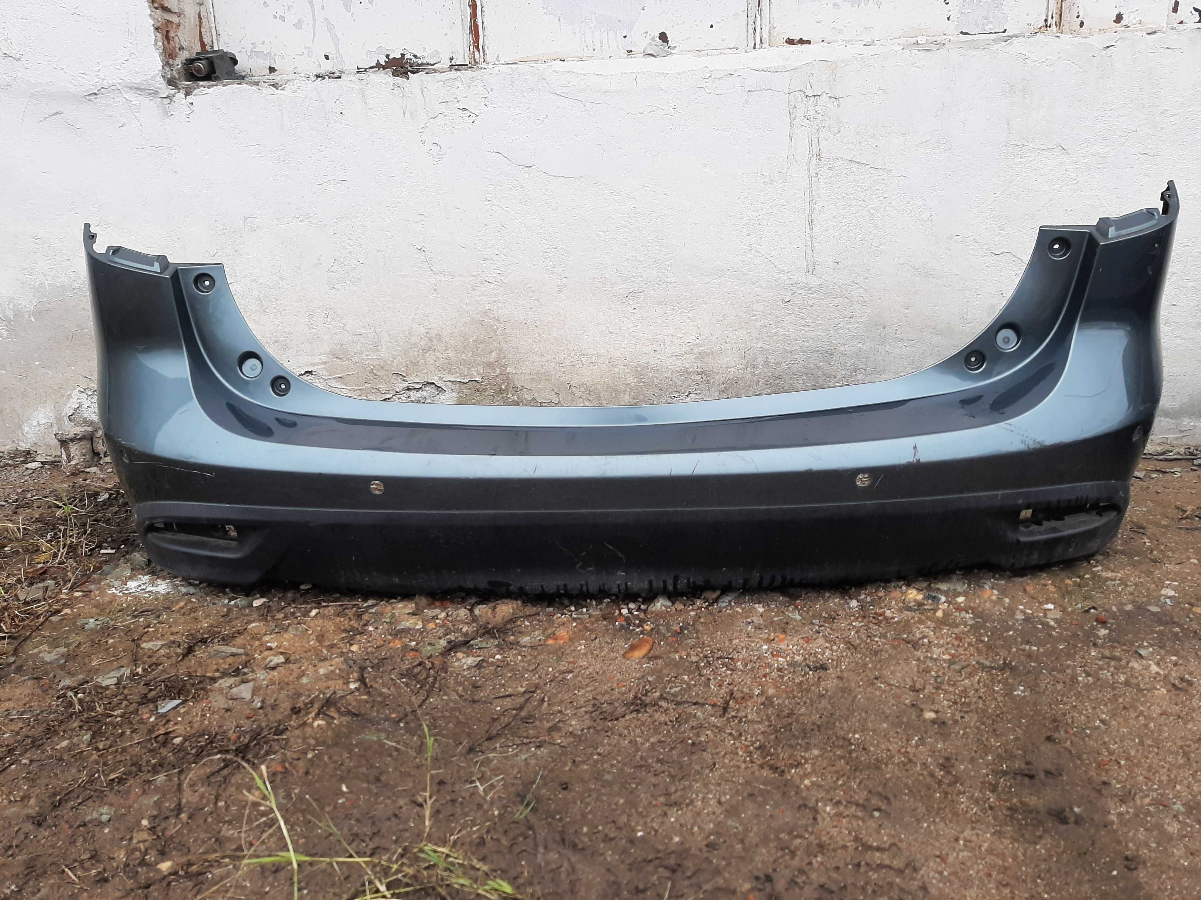 Задна броня за Мазда 5 Mazda 5/2010-2015г 3бр