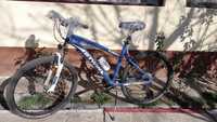 Bicicleta btwin rockrider 340 albastra