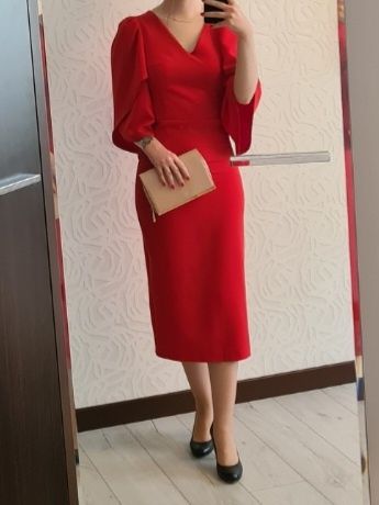 Красное платье-футляр вечернее мероприятие той модное нарядное