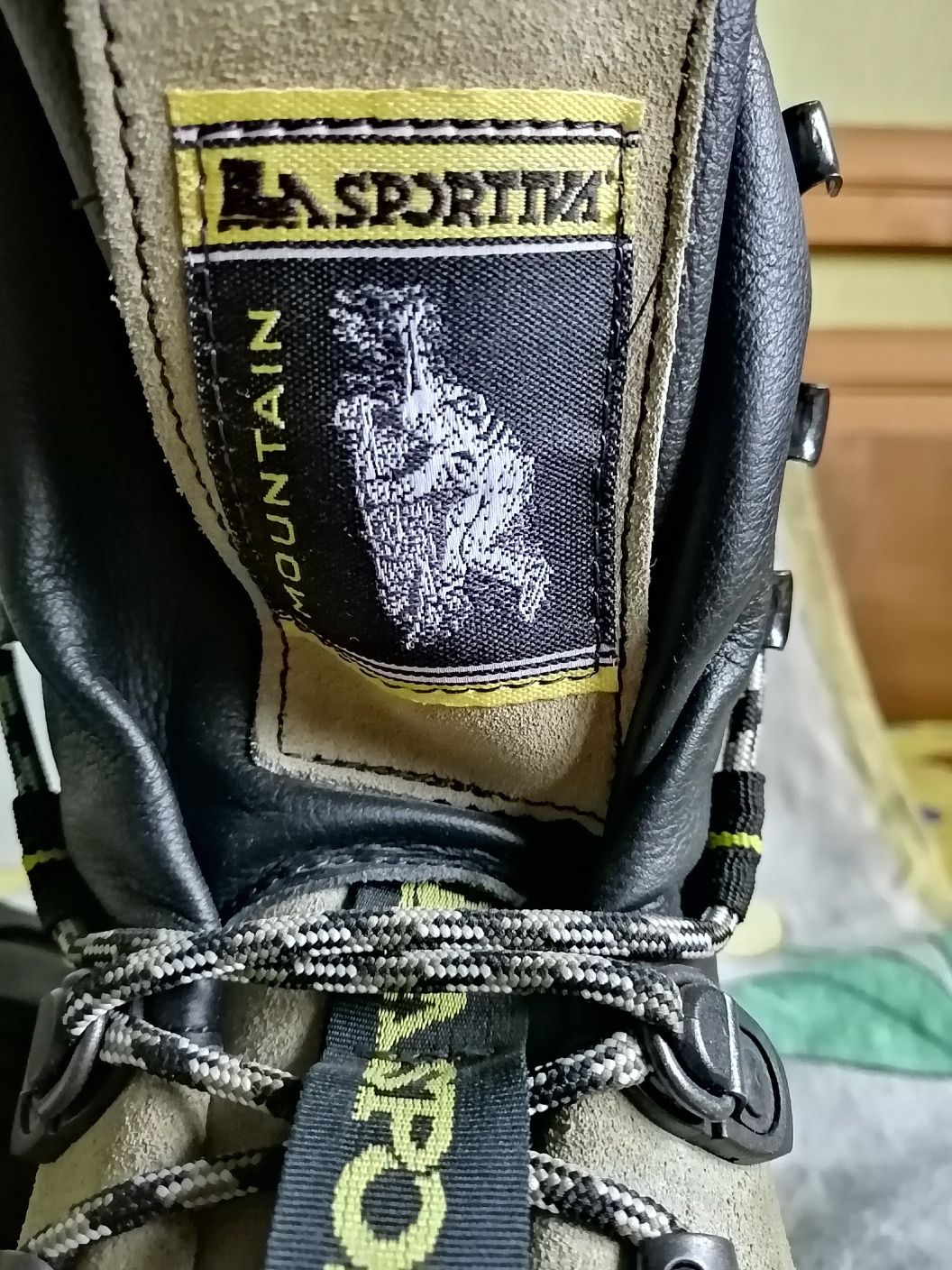 La sportiva Eiger naturale