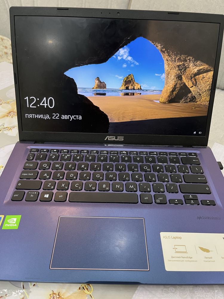 Продаю ноутбук ASUS VivoBook X415JF в отличном состоянии