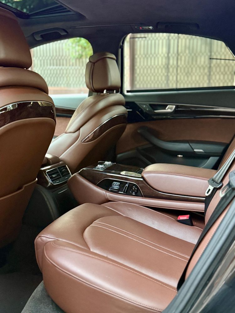 Audi A8 116.000 km istoric reprezentanta porsche carte service