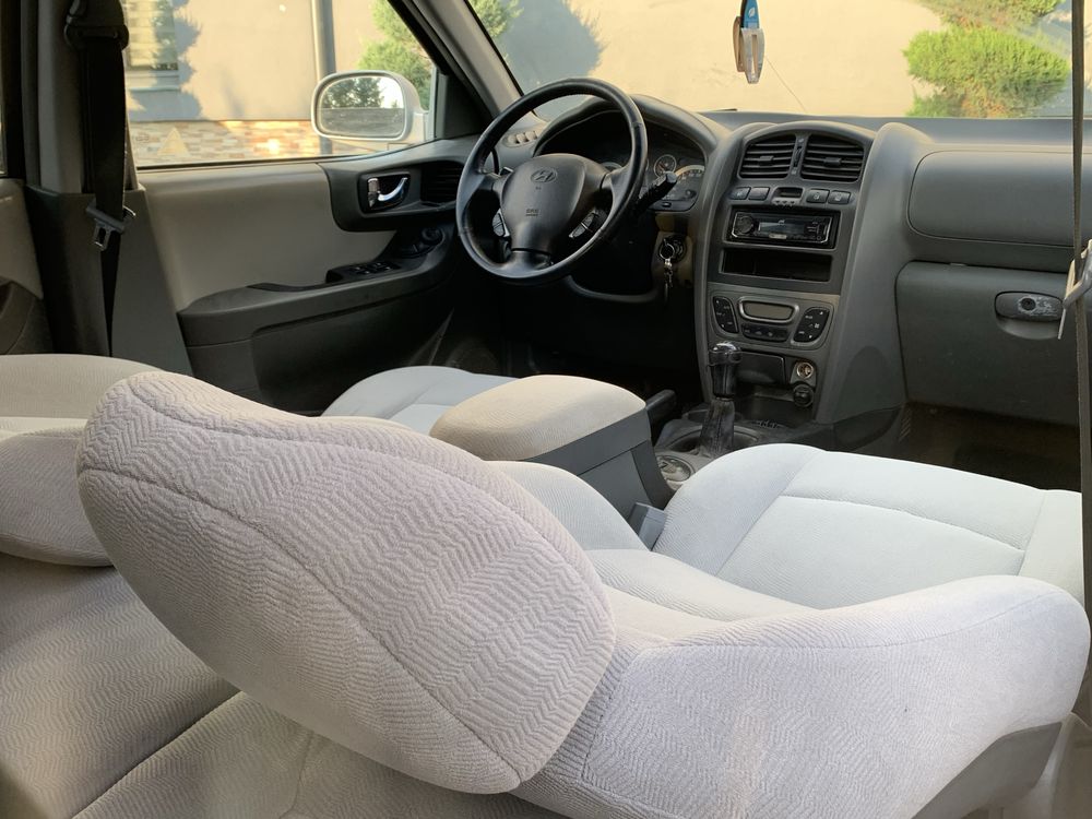 Hyundai Santa fe 4x4 la buton An fab 2006 diesel 2.0 125 cp
