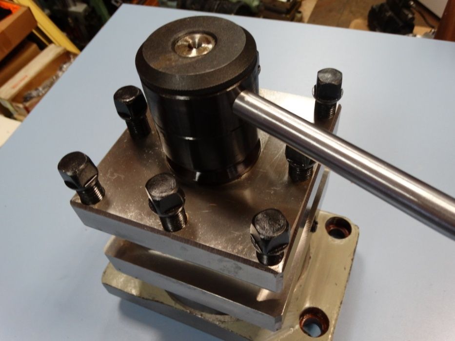 Ножодържач за струг