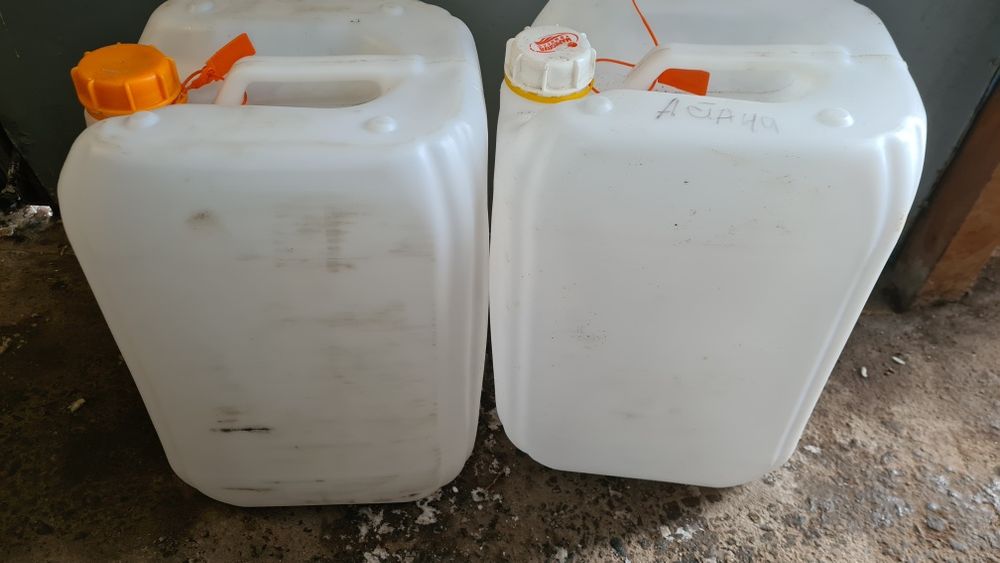 Продам канистры  30, 20, 5 литров