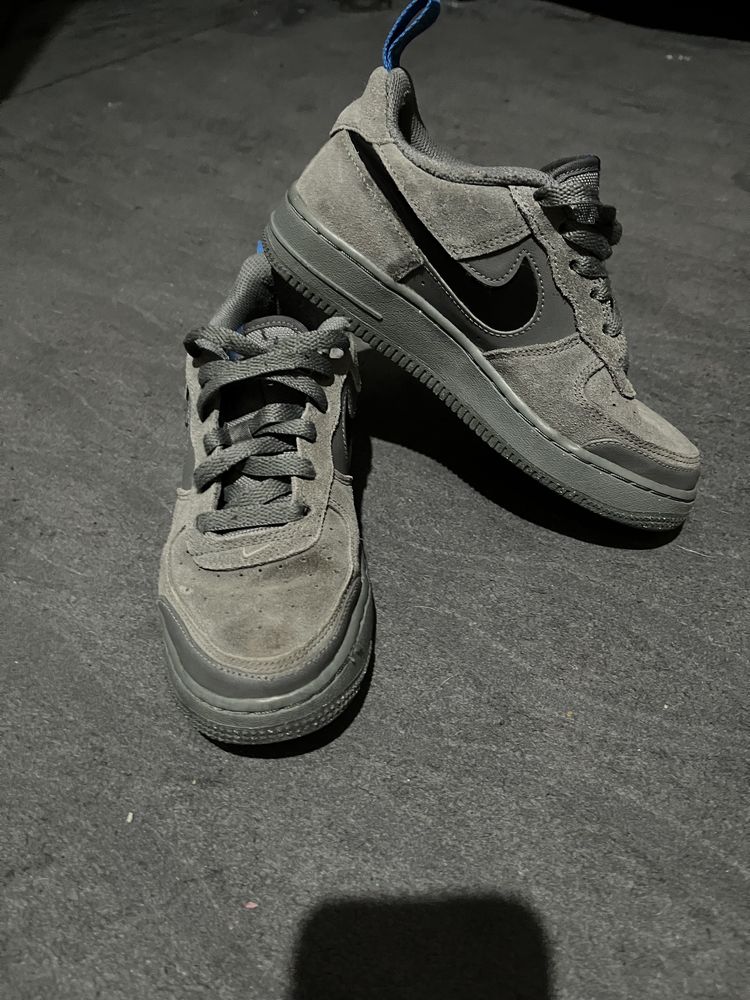 Adidasi Nike nr 36