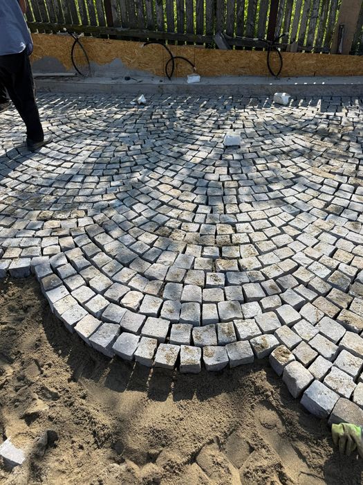 Piatra cubica  montaj