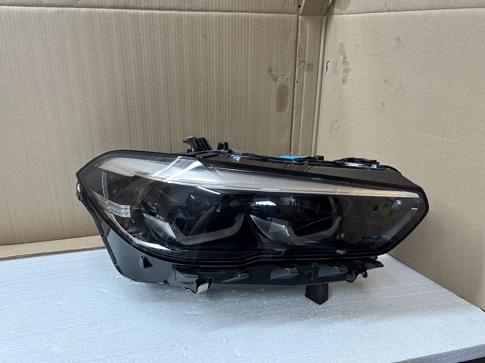 Far dreapta bmw X5 G05 X6 G06 full led simplu 2019-2022