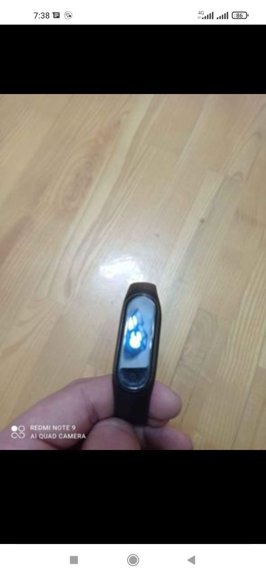 Новые часы Mi band4