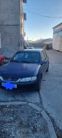 Opel Vectra 1.6 моноинжекция 75 к.с. с газ